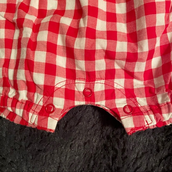 Nordstrom Newborn Flutter Picnic Romper - Picture 4 of 14